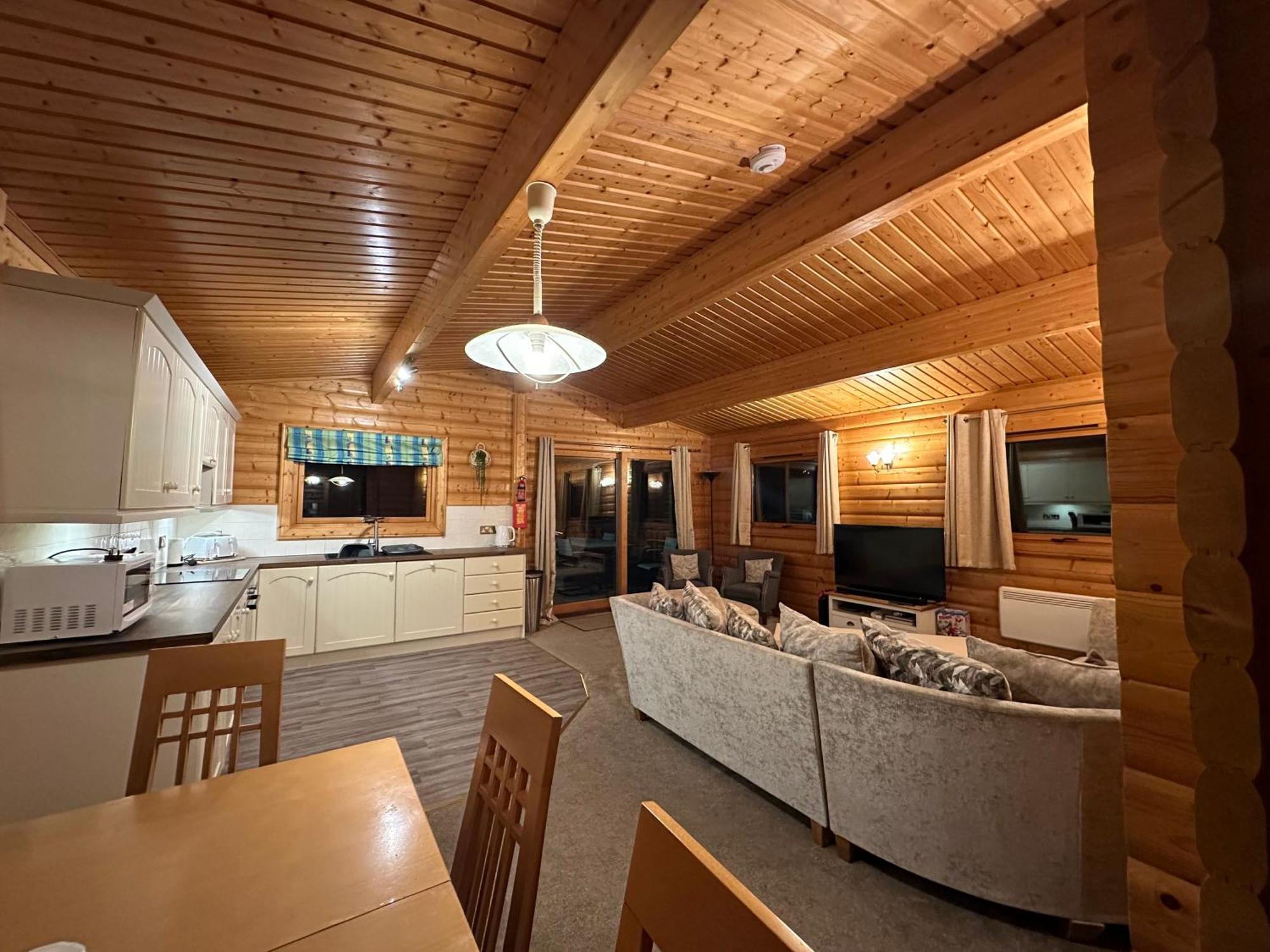 Bamboo Retreat Villa Лаут Екстериор снимка